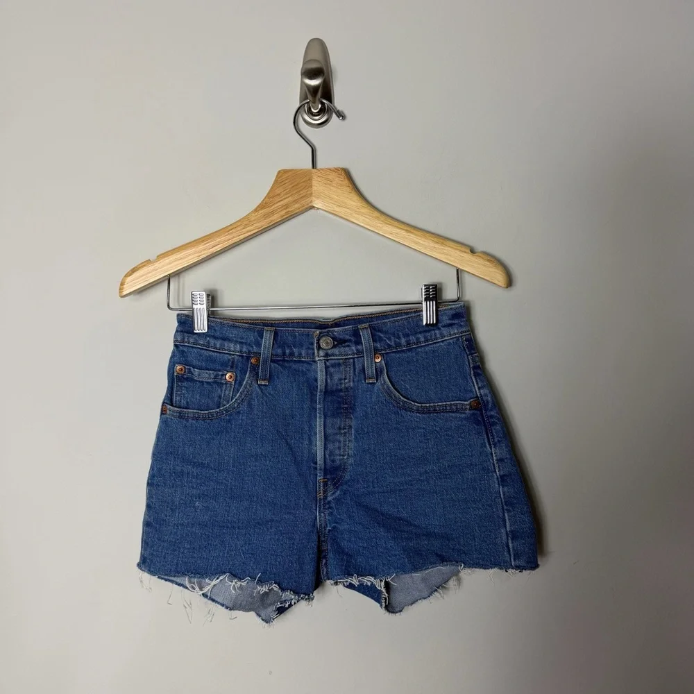 Levis 501 Denim Cut Off Jean Shorts Button Fly High Rise Size 25 *101